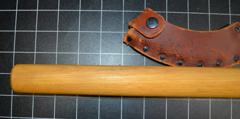 GRANSFORS BRUK - COMPETITION THROWING AXE - #490 - PRIMA HICKORY HANDLE