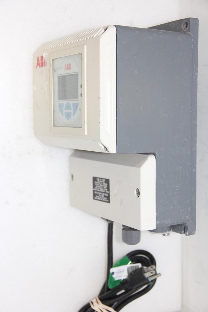 ABB FET3211A0A1B3C1H2 Digital Readout Inline Flow Meter