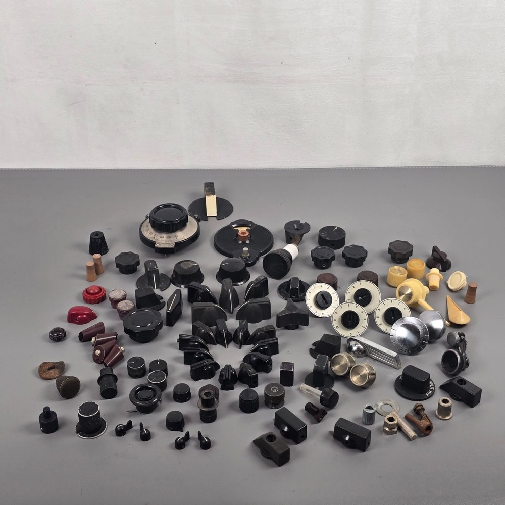 Assorted Lot Vintage Bakelite Metal & Plastic Radio Control Knobs Steampunk