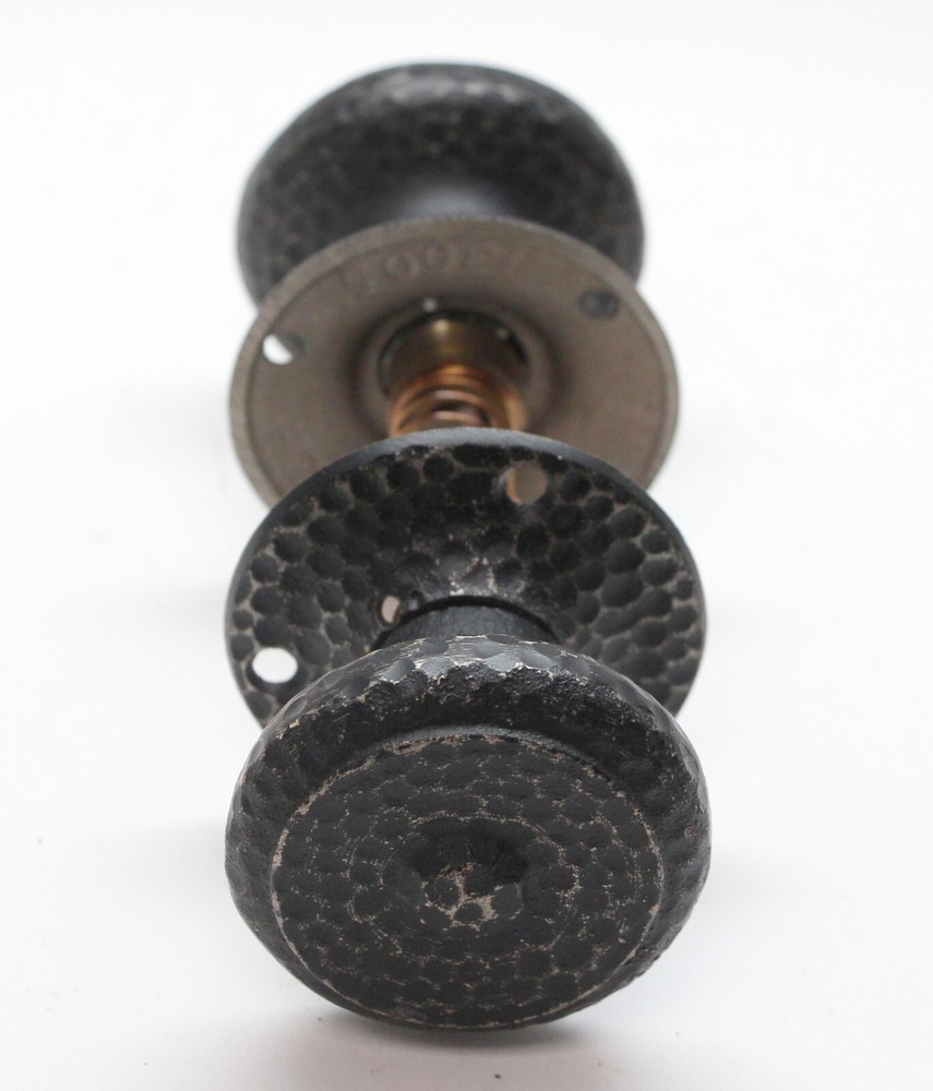 Bronze Hammered Arts & Crafts Knob Set