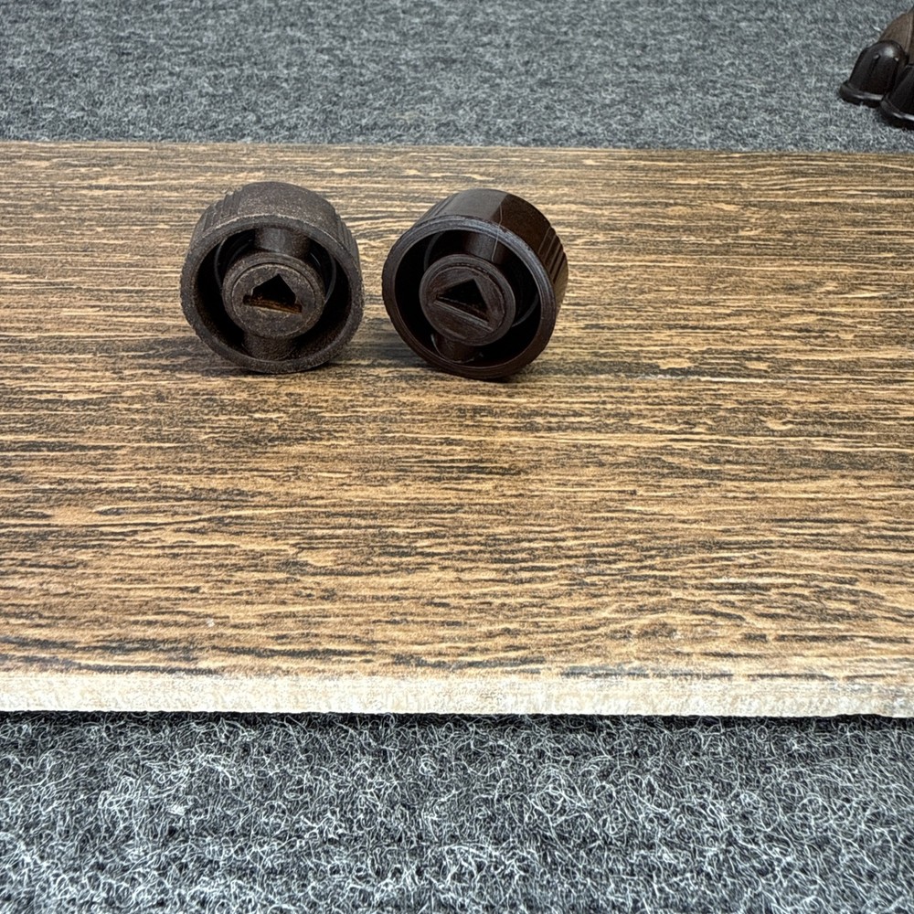 Midcentury Original Radio Knobs 2pc 1930s-50s Bakelite 1/4" D Shaft