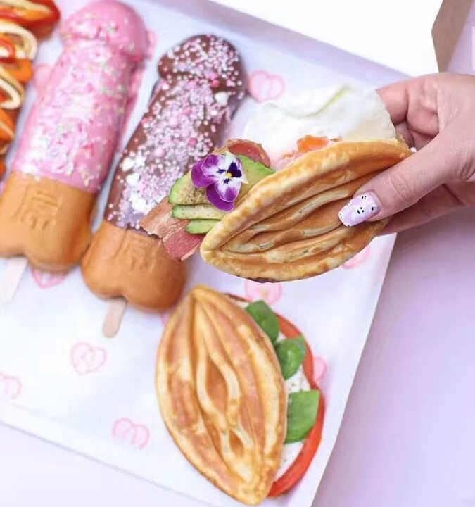 Kolice Commercial Strange Shape Waffle Maker Waffle Machine-3 grills