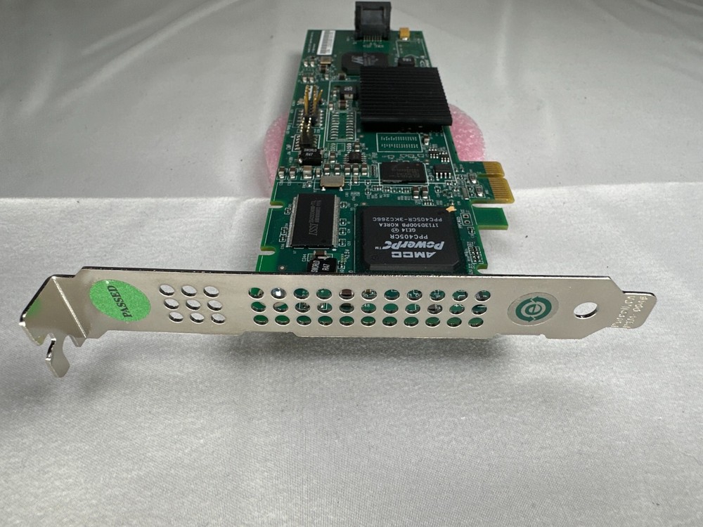 AMCC 9650SE-2LP 2-Port SATA PCIe RAID Controller Full Height Bracket Installed