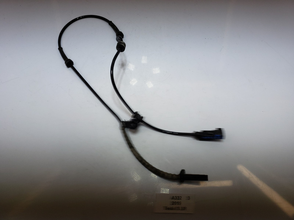 ✅ 2012-2020 OEM Tesla Model S Front Right Passenger Side Wheel Speed ABS Sensor