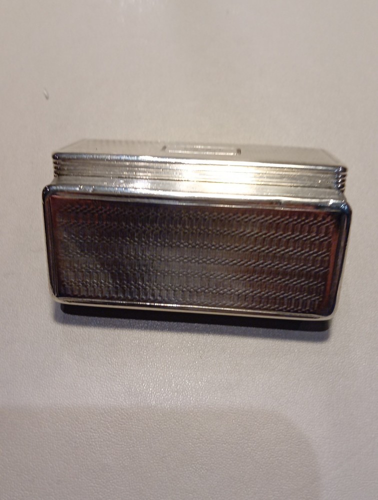 Solid Silver Georgian Snuffbox Circa 1828 by William Simpson Birmingham.
