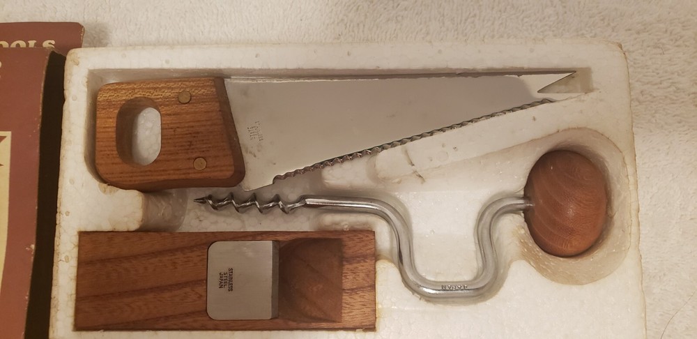 VINTAGE CARPENTER TOOLS BAR ACCESSORIES SET