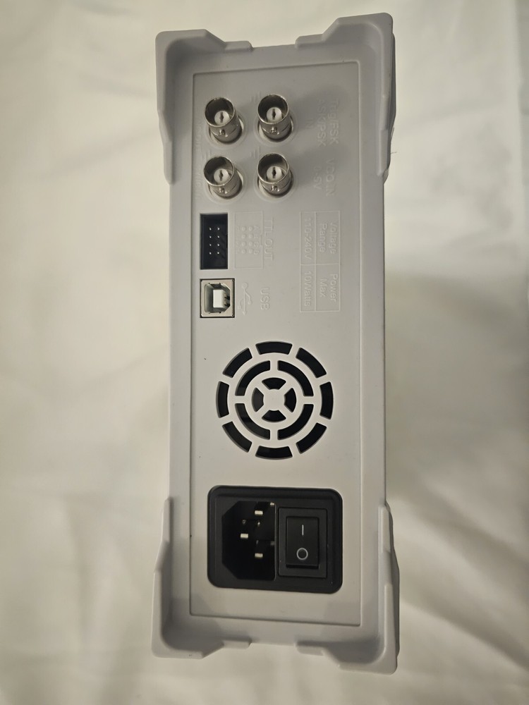 Dominty FY6900-60m Frequency Arbitrary Waveform Generator #510zz