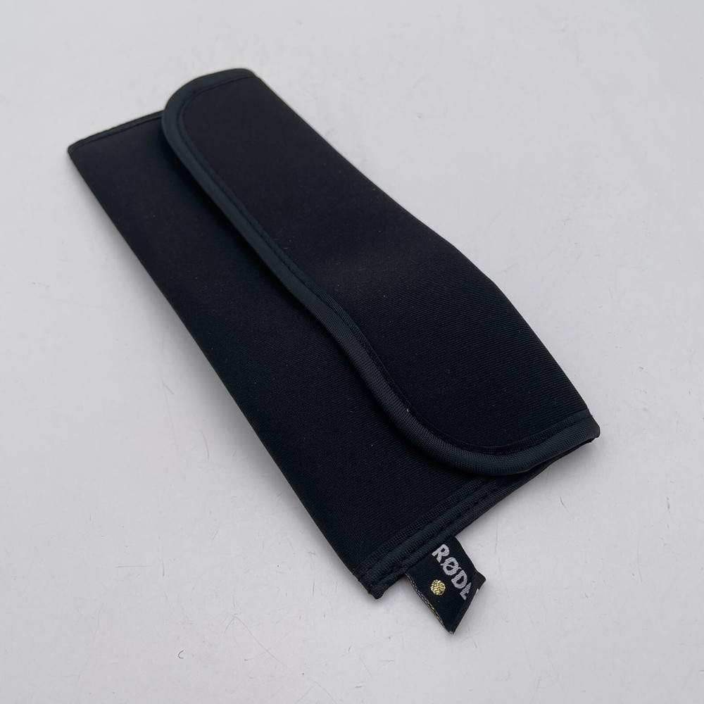 RODE Wireless GO II 2-Person Digital Wireless Microphone Carry Pouch