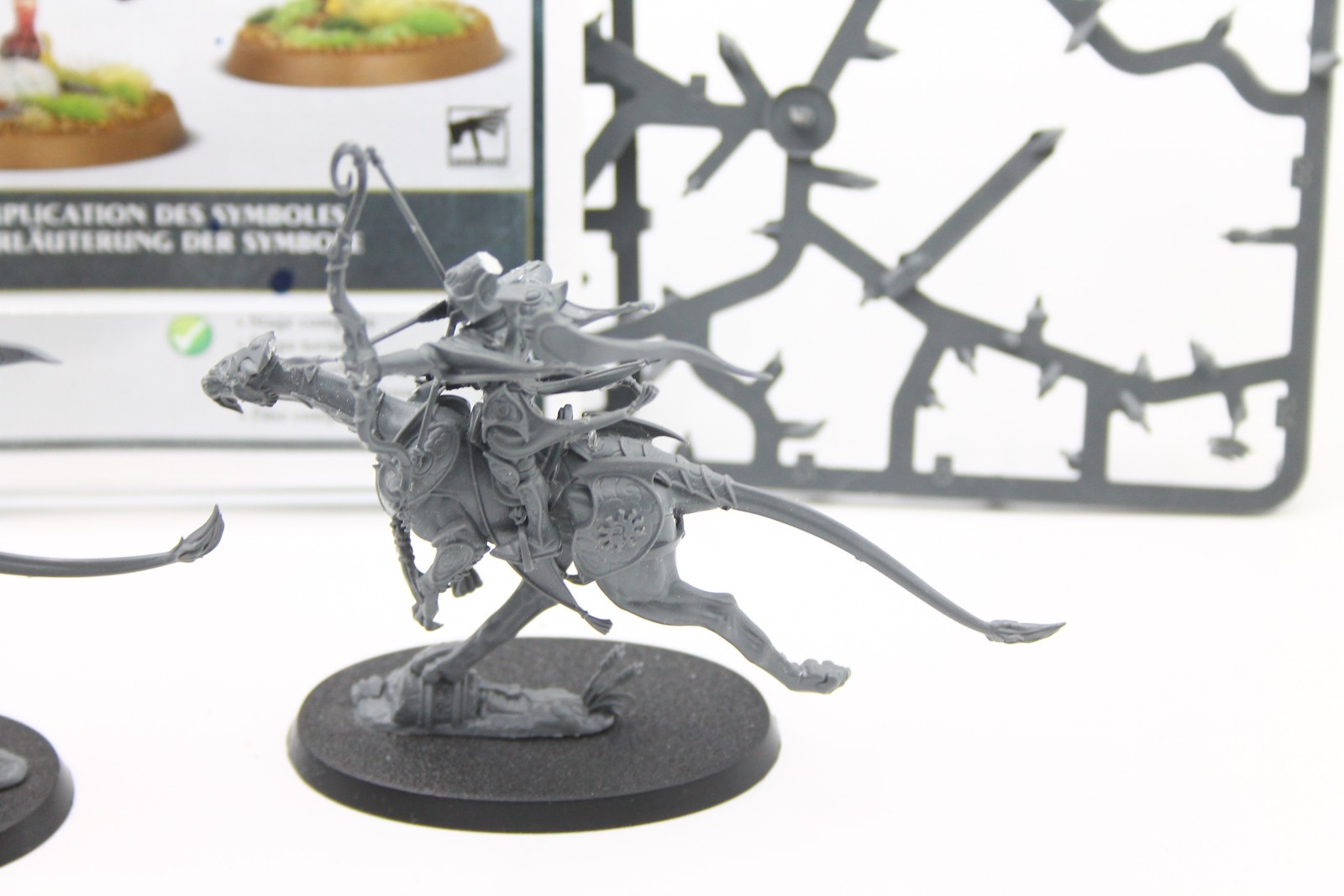 Used Warhammer AoS Lumineth Realm-Lords: Hurakan Windcharger (5, Partial Built)