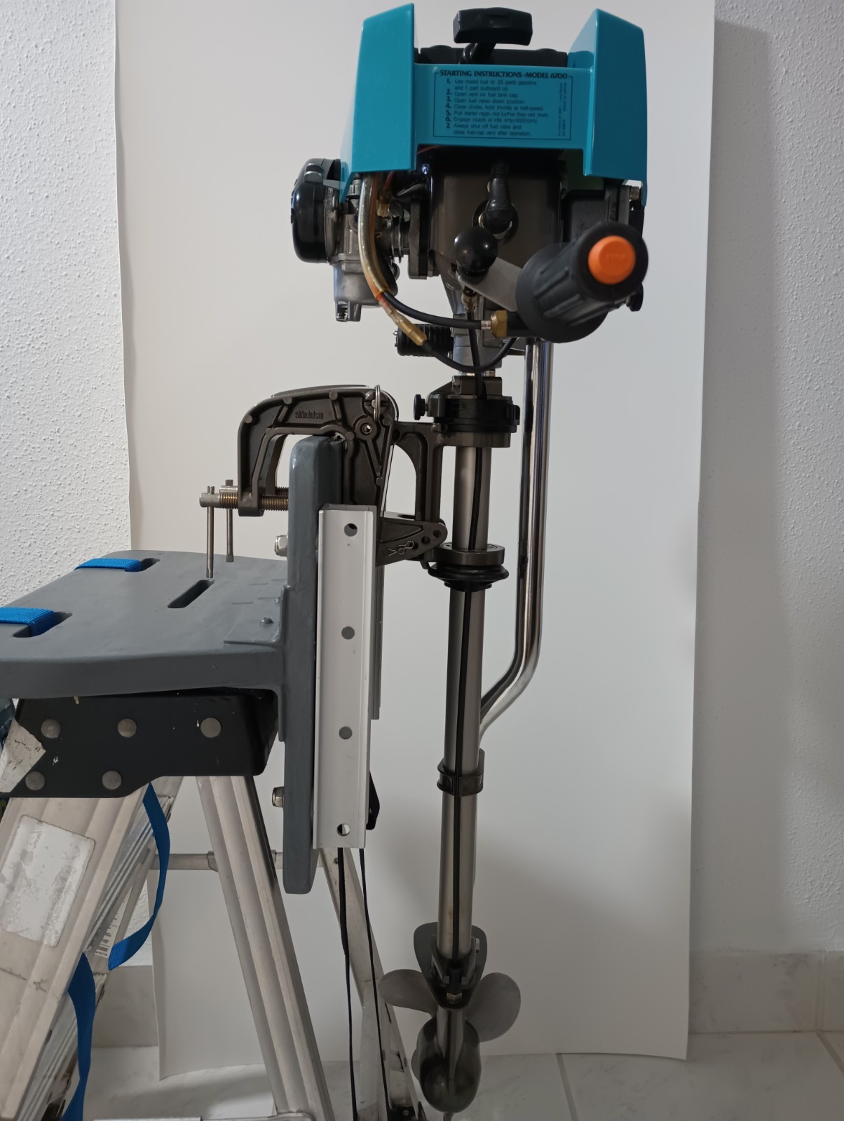 2.7hp cruise n carry outboard