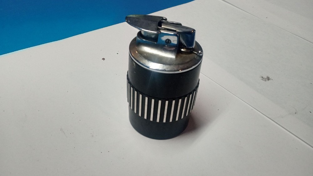 Vintage Ronson Windsor  Lighter  - untested