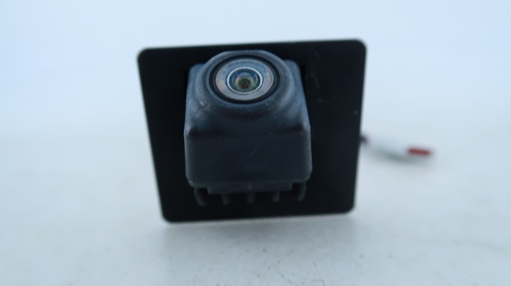 OEM | 2016 - 2019 Chevy Malibu Back up Camera (Right/Left)