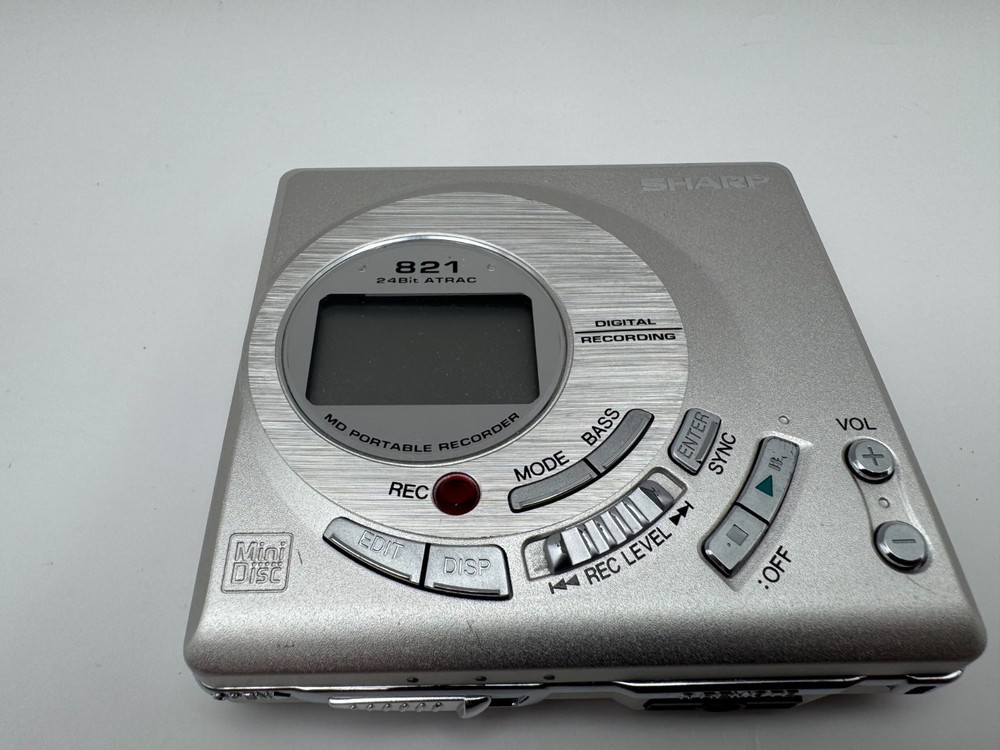 Sharp MD Portable Recorder MD-M821 Silver With Remote AC Adapter Tested Japan