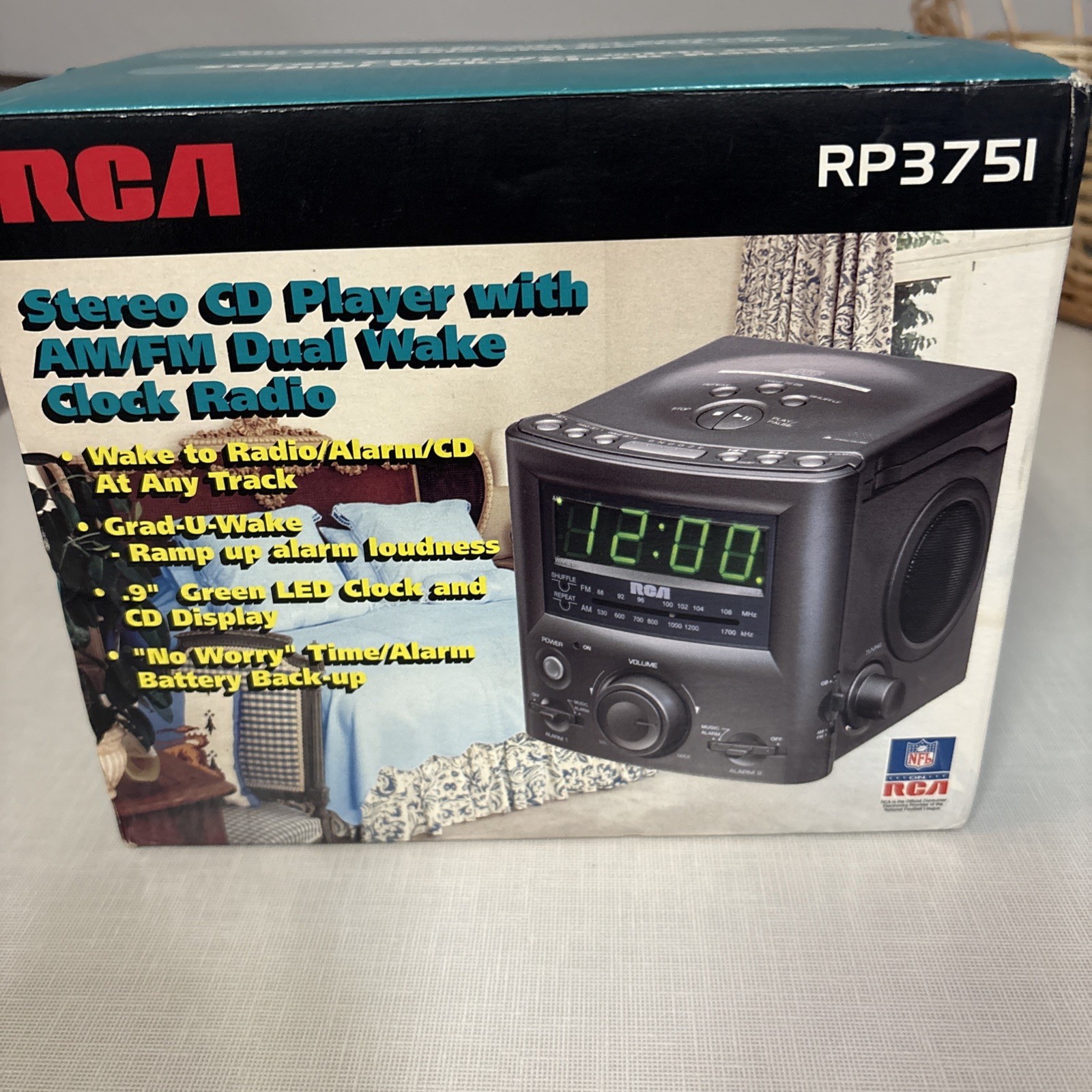 RCA Stereo CD Clock Radio RP3751A Dual Alarm AM FM Player Gray Compact Disc