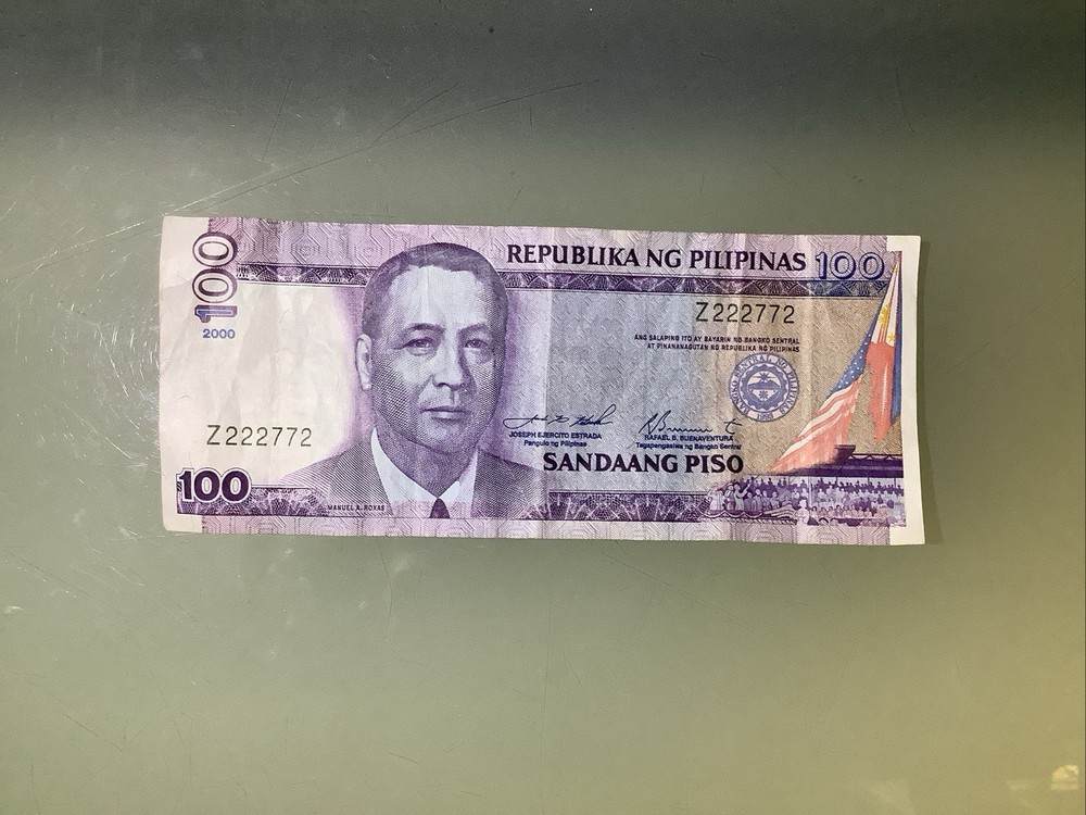 Philippines 100 Piso 2000 Circulated