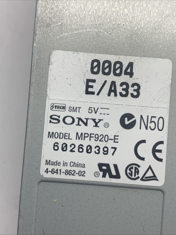 Sony 1.44MB 3.5" IDE Floppy Disk Drive Beige Front Model: MPF920-E