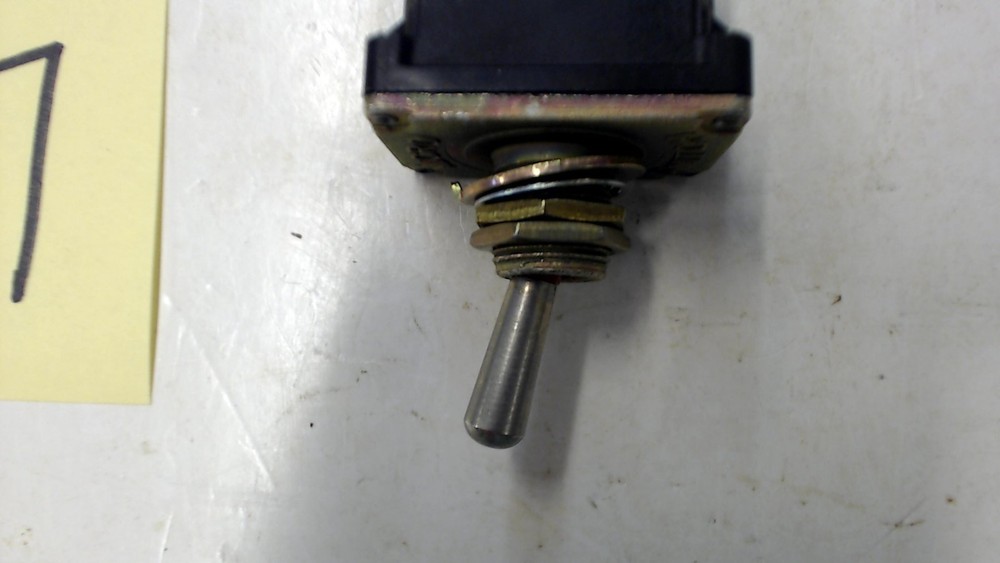Manitowoc 1001193 Toggle Switch