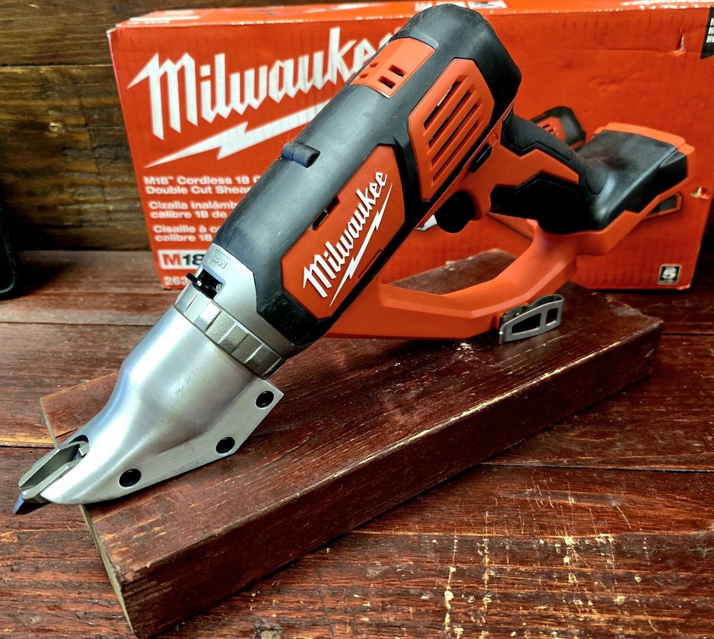 Milwaukee ‎2635-20 18V Shear Tool - Red ( Tool Only)