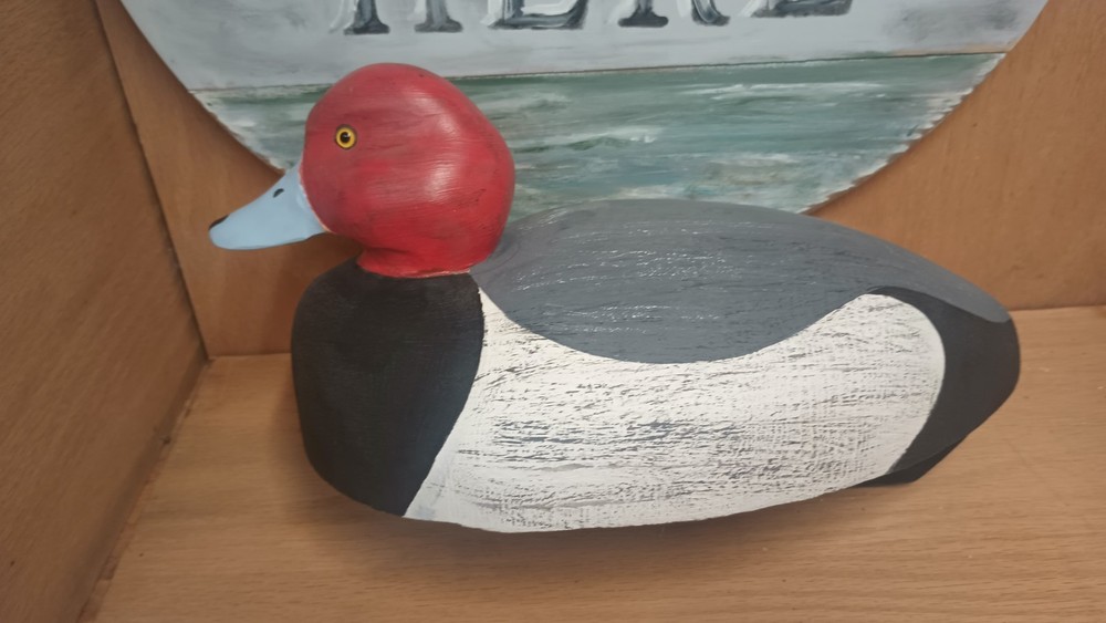 REDHEAD HAND  CARVED  Decoy
