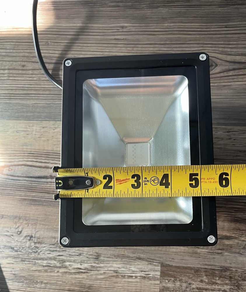 LED UV flood light 20W backyard garage light/security light Halloween Light Plug