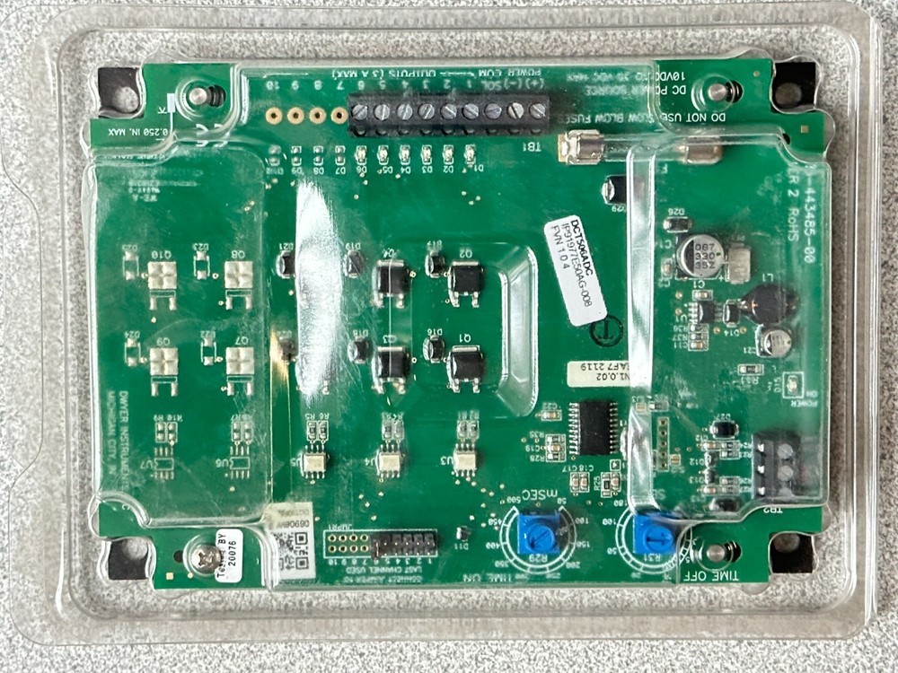 NEW Dwyer DCT506ADC Dust Collector Timer Controller, 6 channels