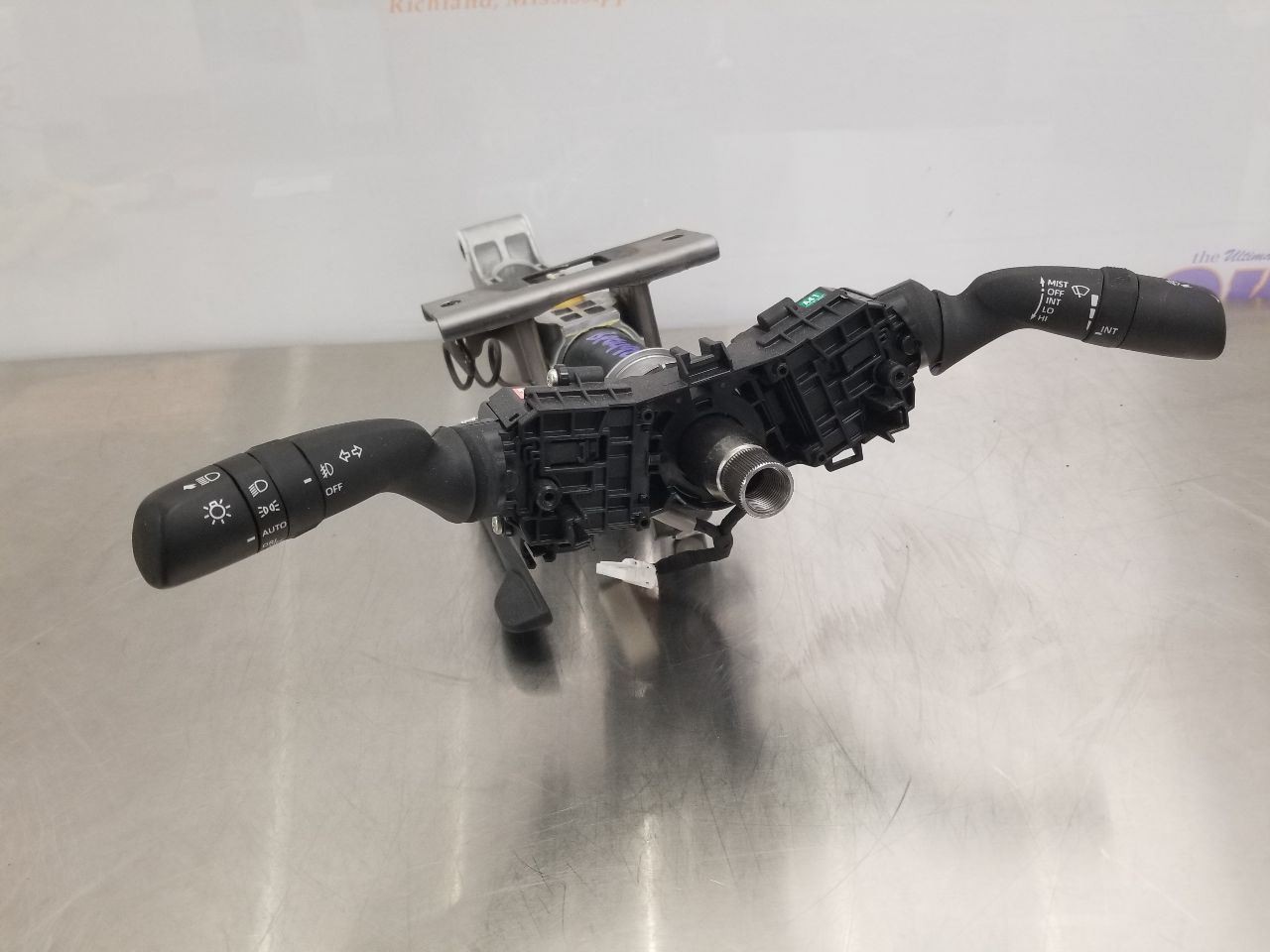 24 2024 TOYOTA TACOMA TRD SPORT STEERING COLUMN FLOOR SHIFT WITH FOG LAMPS