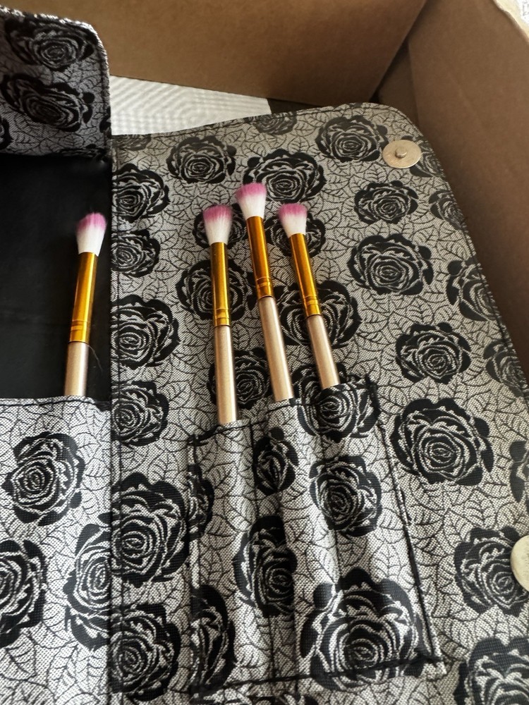 Makeup Brush Set 24 Pcs