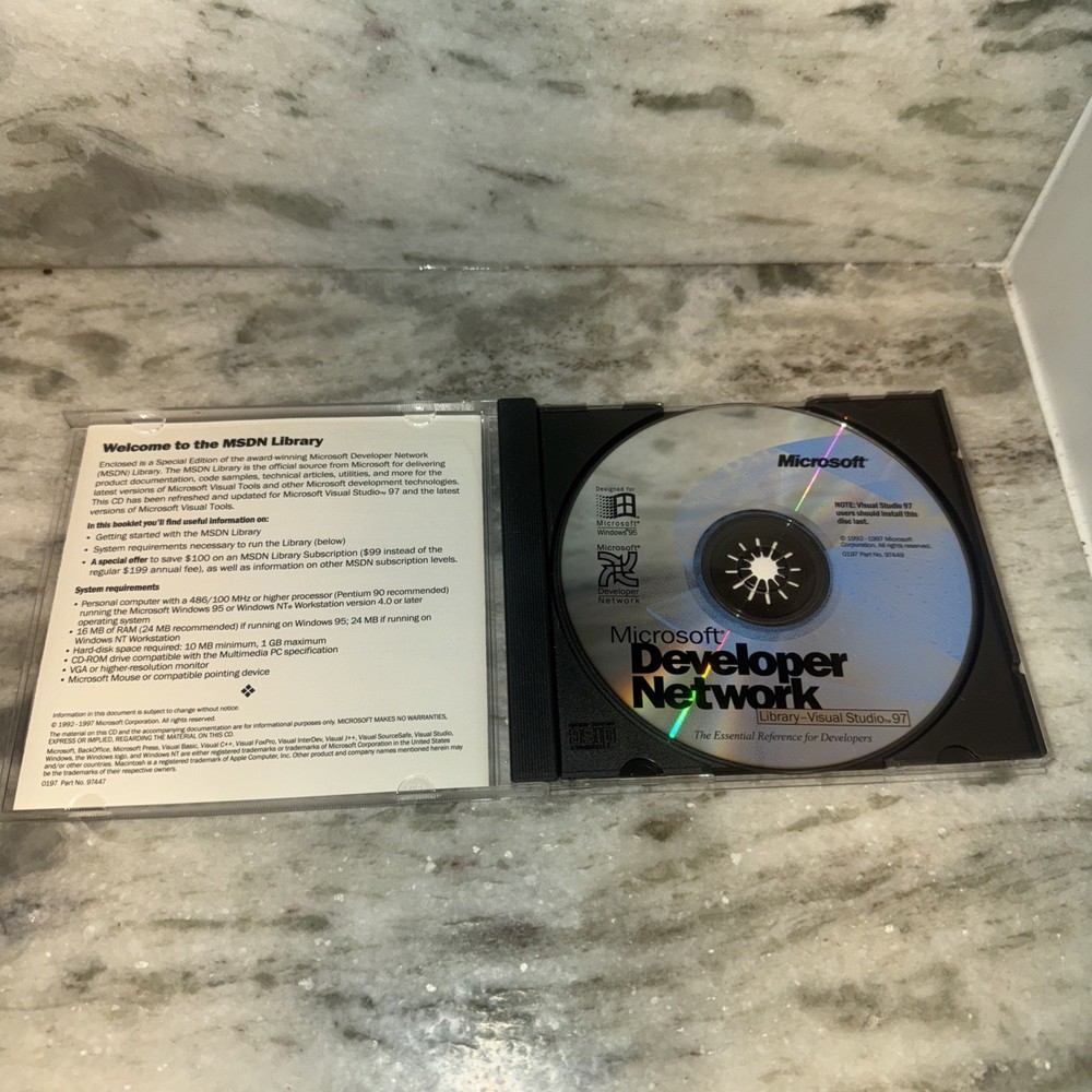 Microsoft Developer Network Library Visual Studio 97 NICE RARE FAST SHIPPING