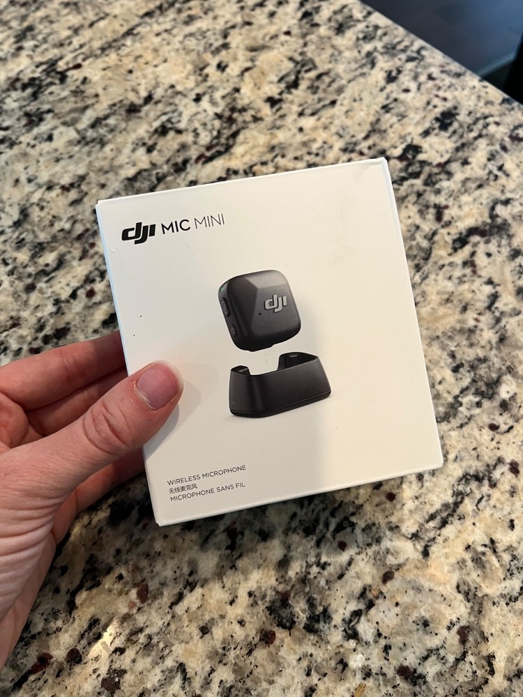 DJI Mic Mini Transmitter Infinity Black Ultralight Wireless Lavalier Microphone