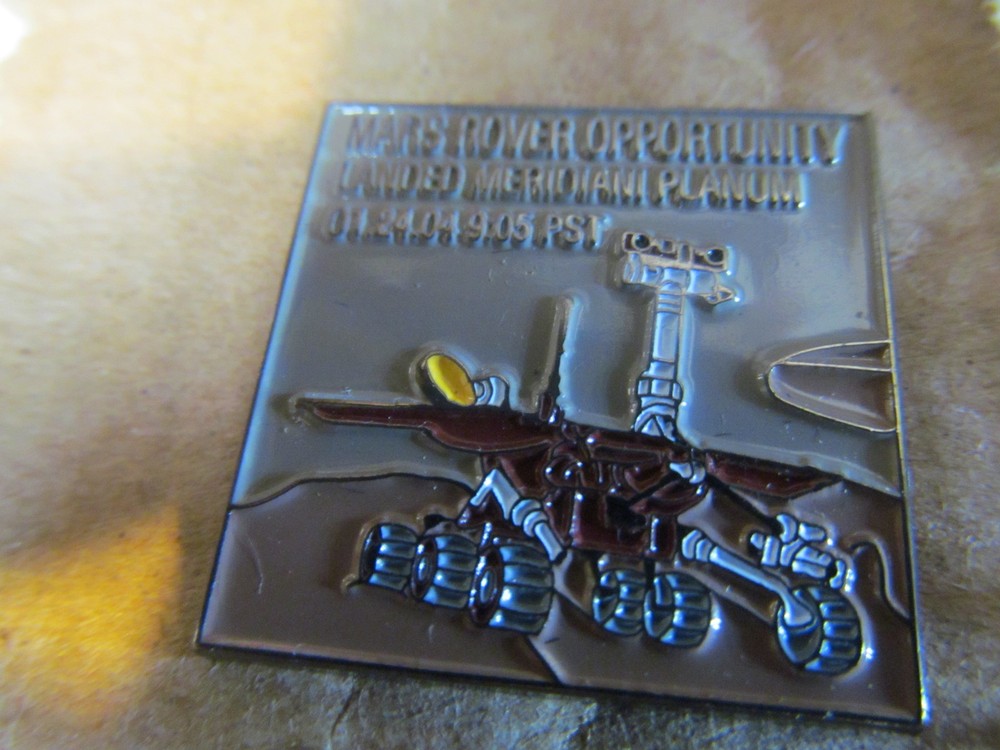 MARS ROVER OPPORTUNITY NASA  LAPEL PIN