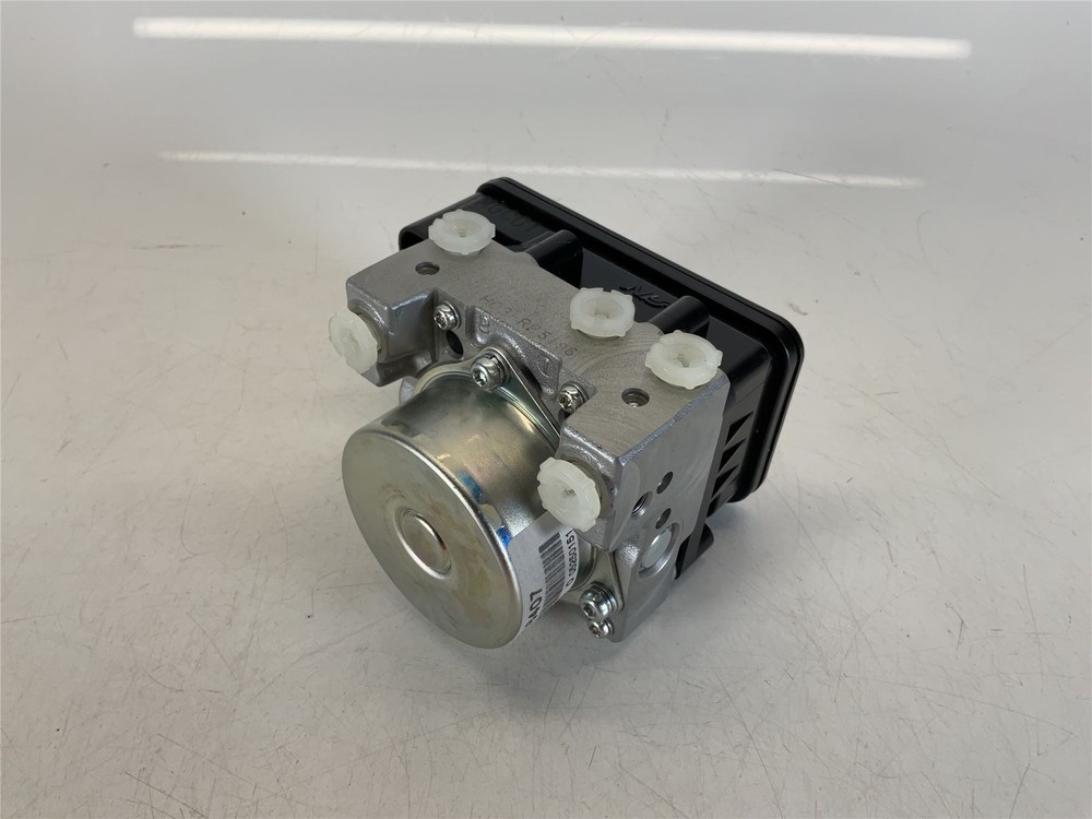 2013 Honda CB1100A ABS Pump - 57110MGC751
