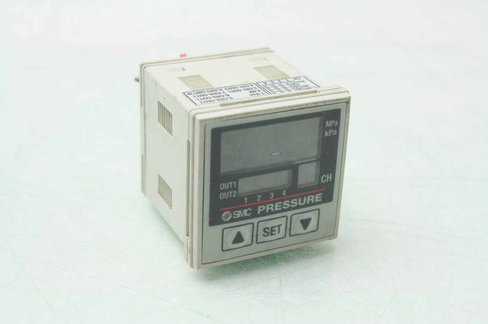 SMC PSE201 Multi-Channel Pneumatic Sensor Controller