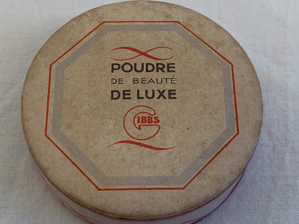 7 antique powder boxes, filled
