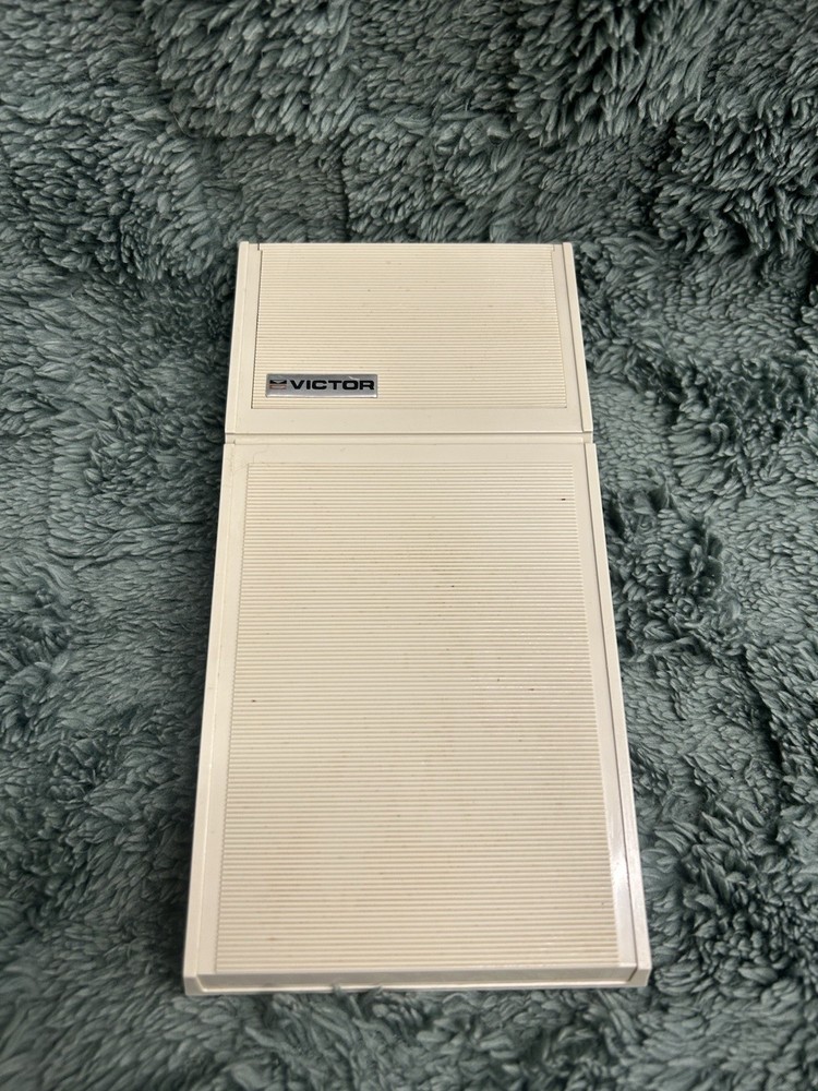 vintage Victor handheld electronic calculator-UNTESTED
