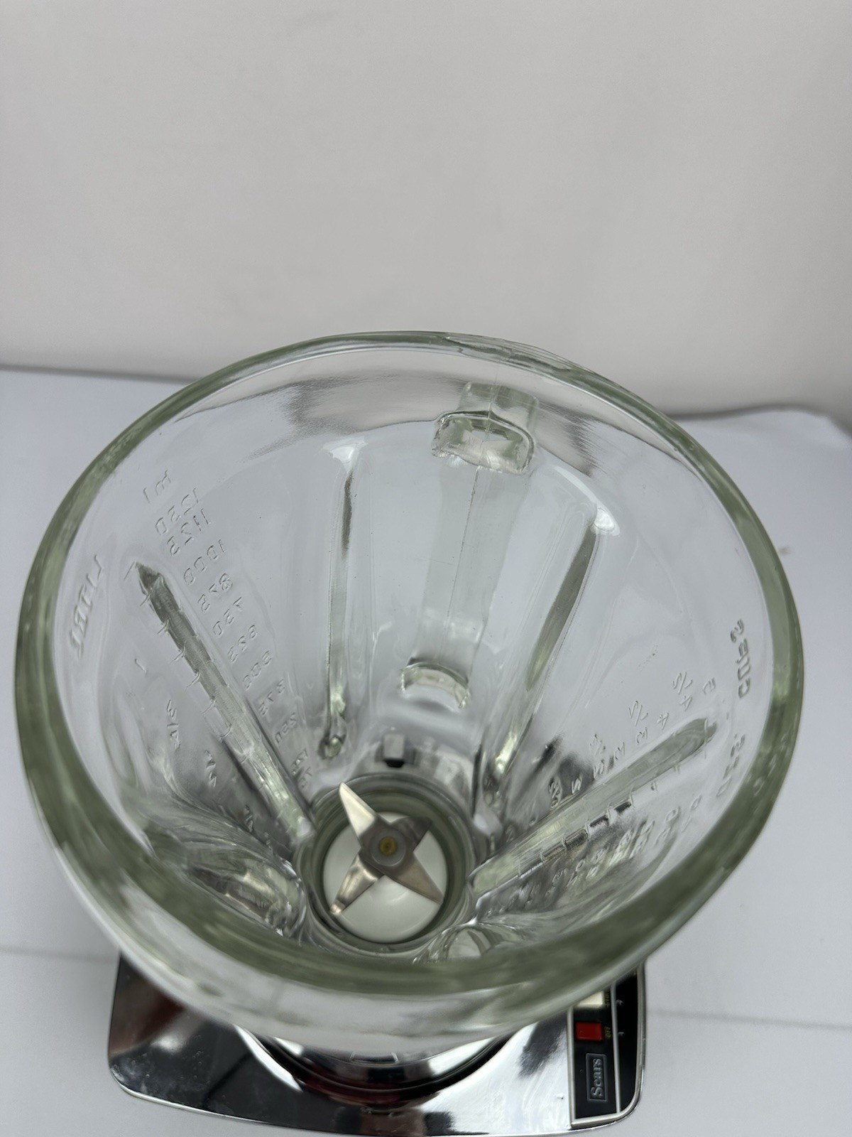 Vintage 1960's MCM Mid Century Modern Sears 7 Speed 40oz Blender With Real Glass