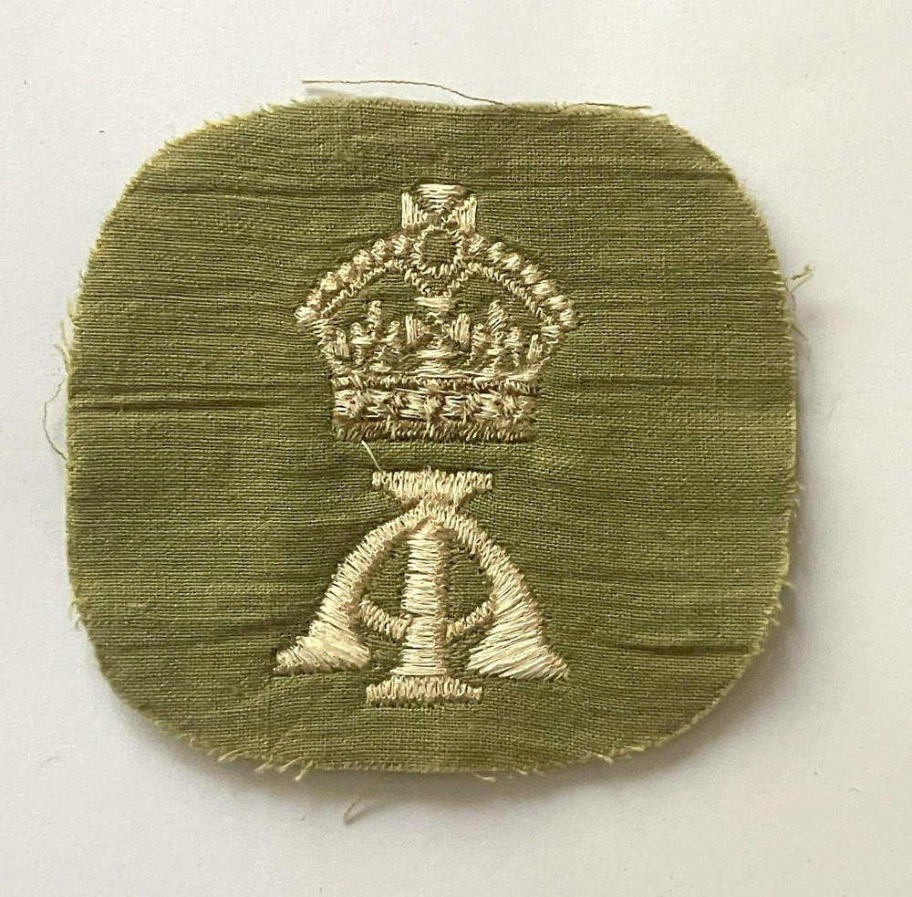 Canada, King's Crown Assistant Instructor trade badge