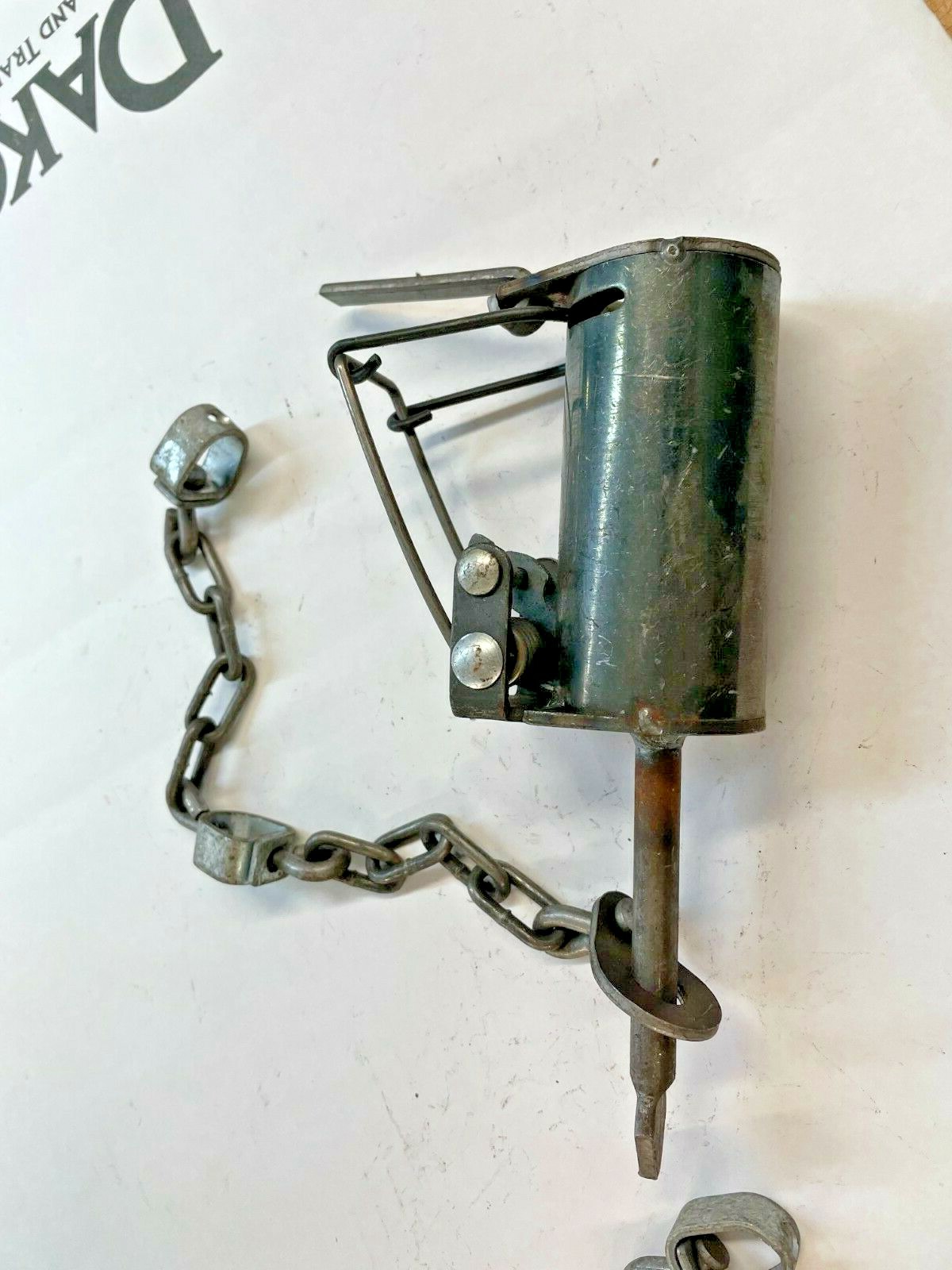 12, Brand New Cold Creek, Dog proof raccoon traps, coon, DP with setting tool