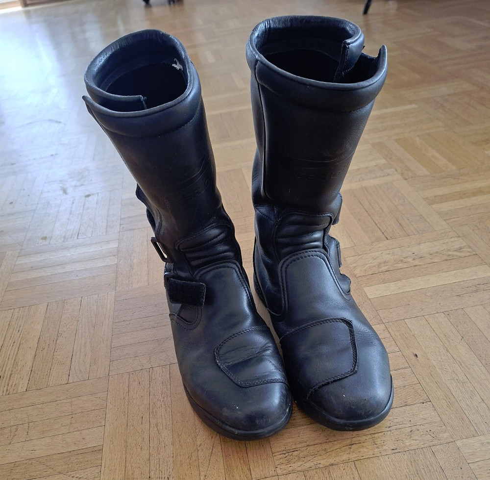 motorcycle boots mens size 42