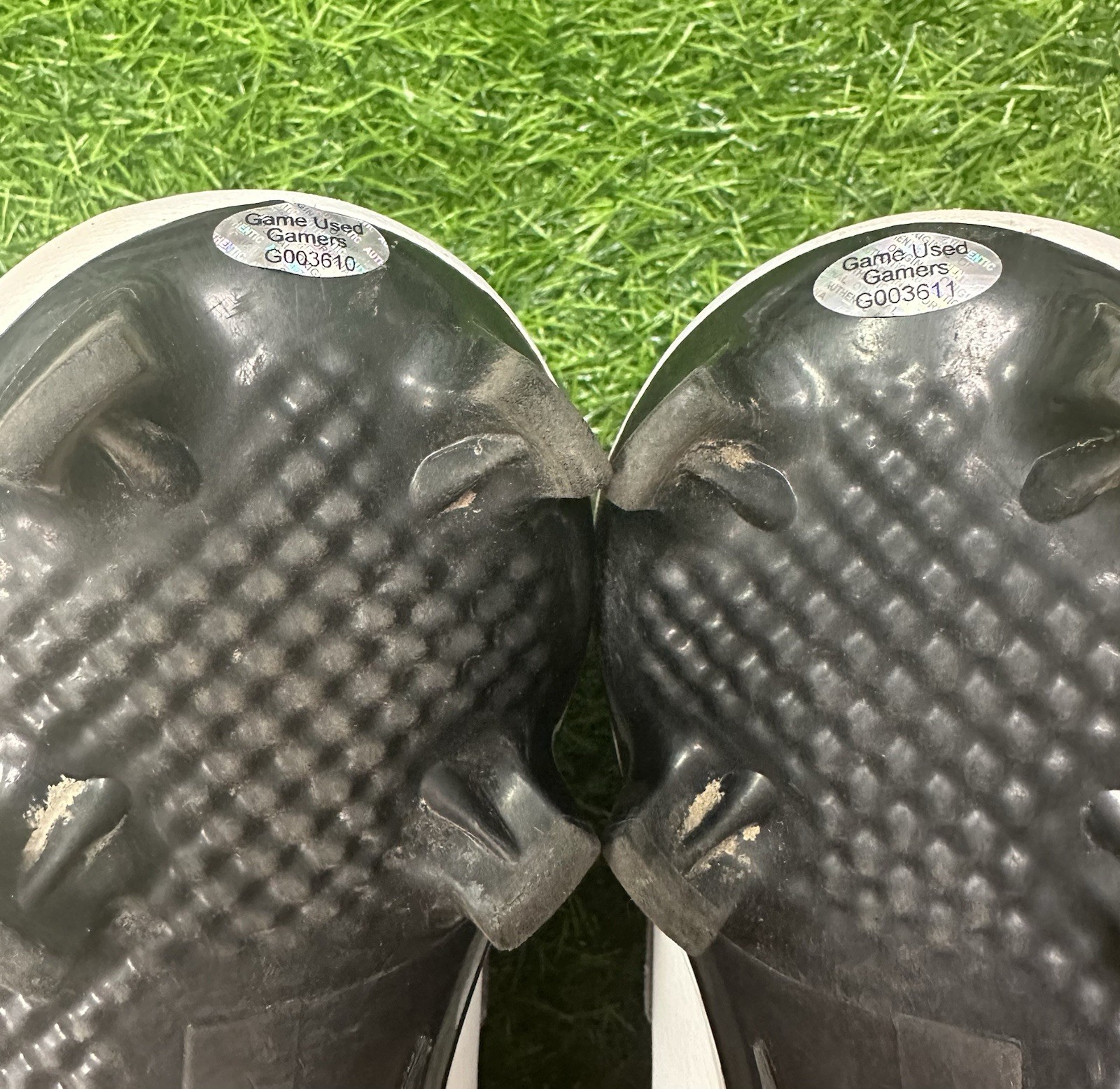 Salvador Perez Kansas City Royals Game Used Cleats 2024 Nike Jordan 1 GUG LOA