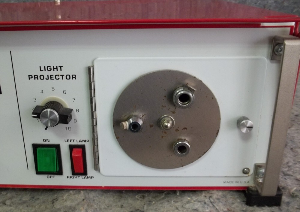 Wolf 2083-40 Light Source - With Foot Control
