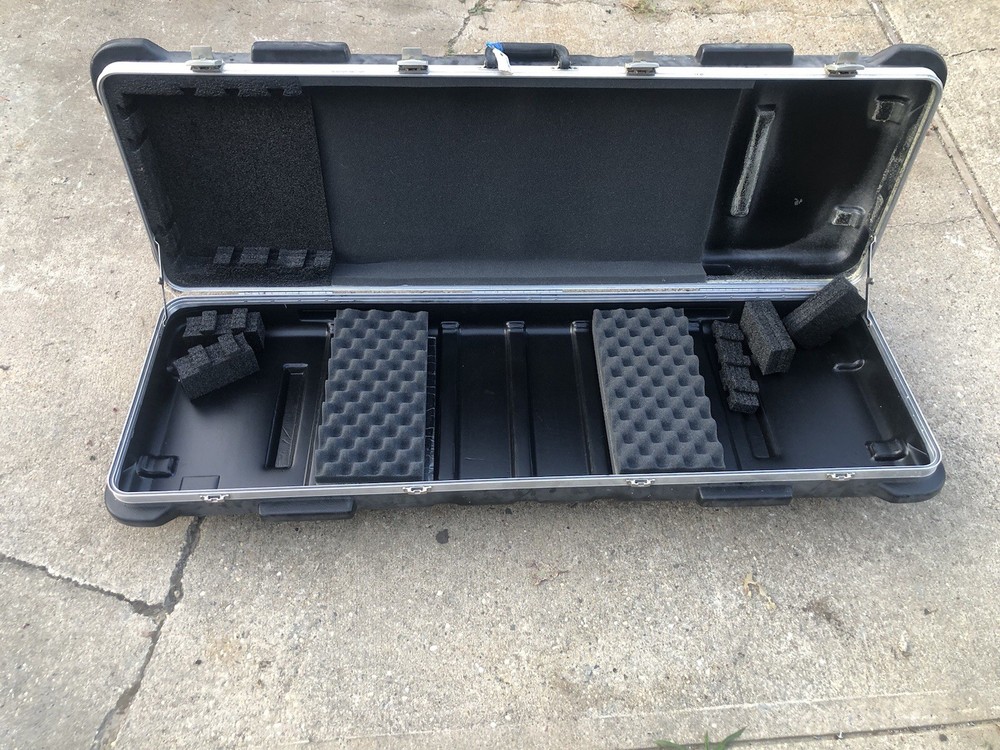 SKB ATA 61-Note Keyboard Carrying Case