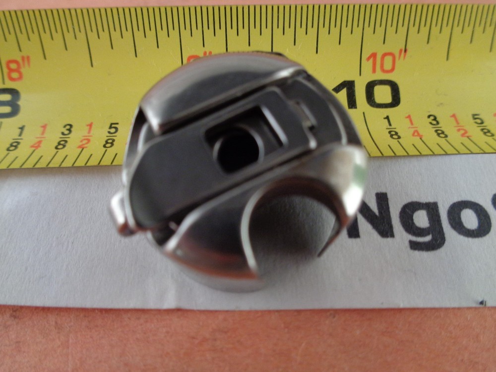 INDUSTRIAL SINGER 241, 251, 281 BOBBIN CASE 52237