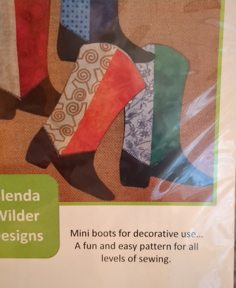 GLENDA WILDER DESIGNS - Quilt PATTERN - JUST KICKIN' IT - Mini Boot Pattern