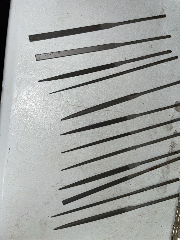 Heller Tool Co 12 Ohio Swiss Pattern Files With Case.