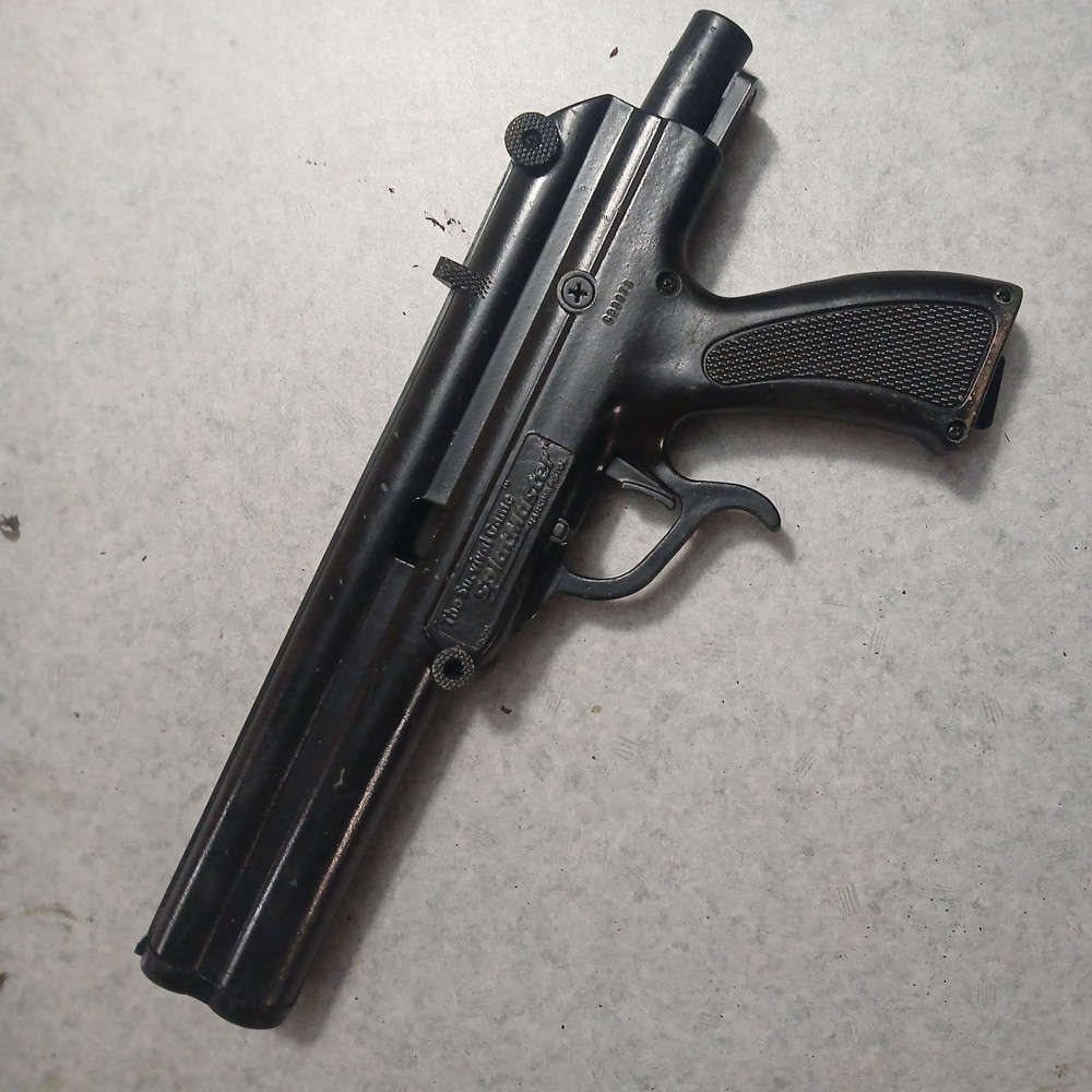 Two Splatmaster Paintball Pistols