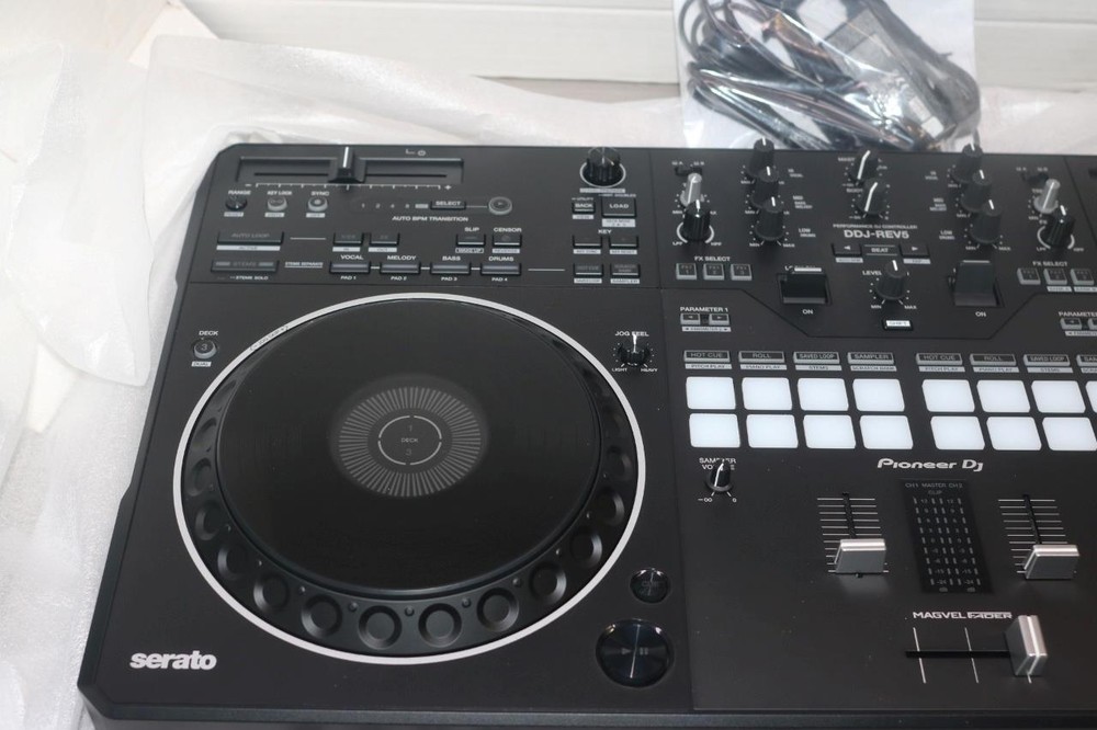 Pioneer DDJ-REV5 Scratch-Style 2-Channel Performance DJ Controller