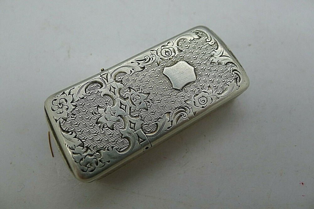c.1821 SOLID SILVER HAND CHASED COMBINATION SNUFF BOX w/ CHEROOT CUTTER RARE
