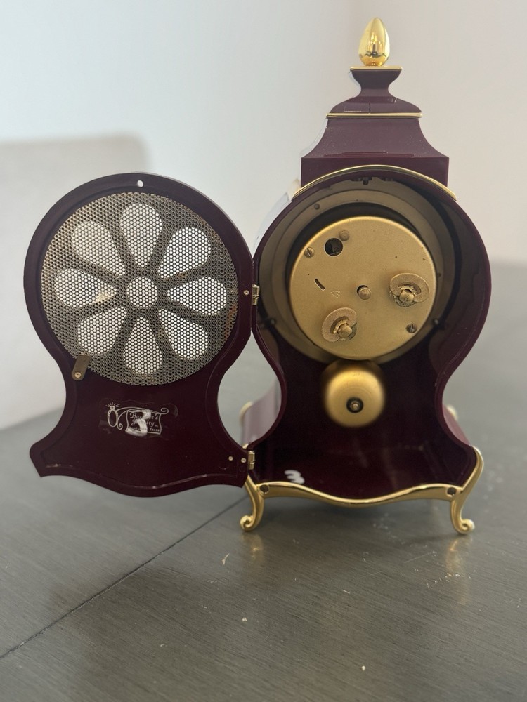 Vintage Sainte Helene mantel clock
