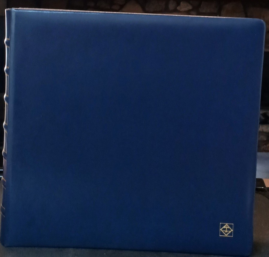 Large Lighthouse/Leuchtturm 4 Ring Album & Slipcase