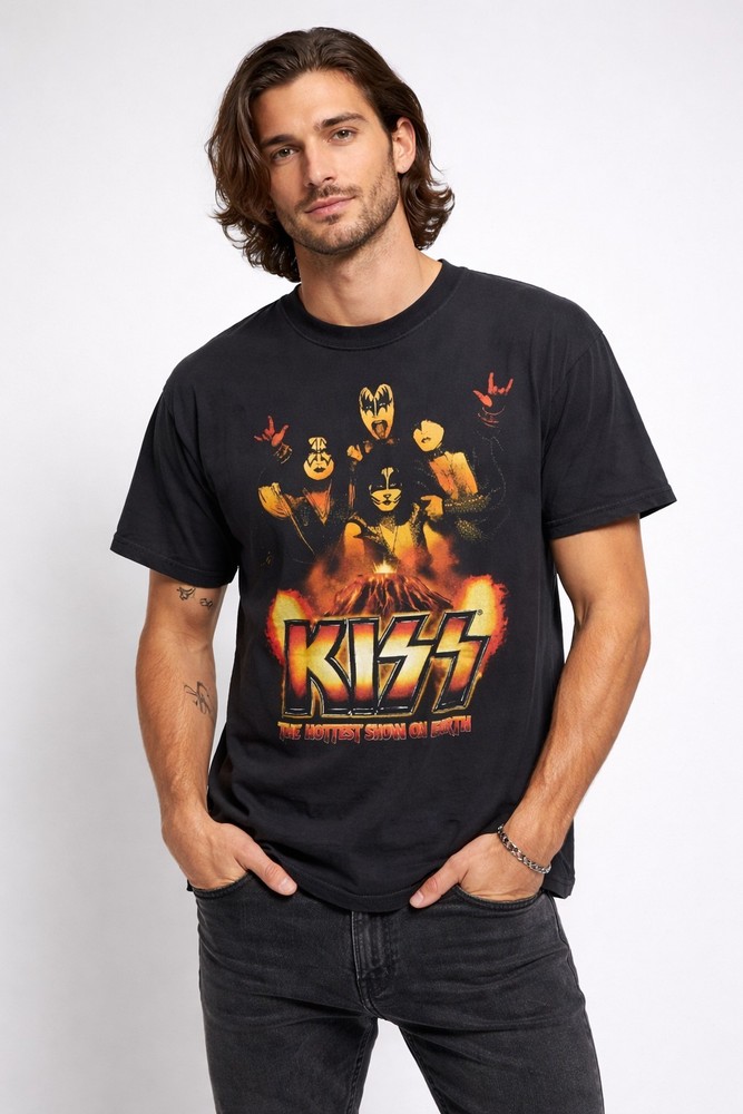 Kiss The Hottest Show On Earth 2011 Tour T-Shirt Size Large Black Rock